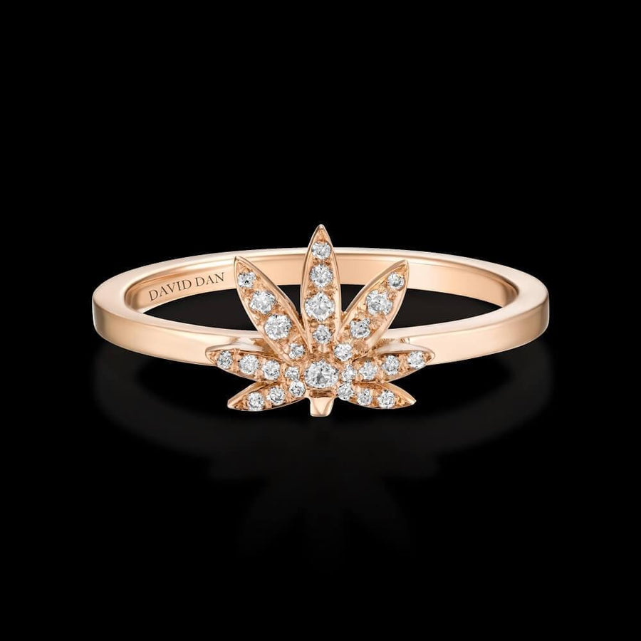 Essential Leaf Ring